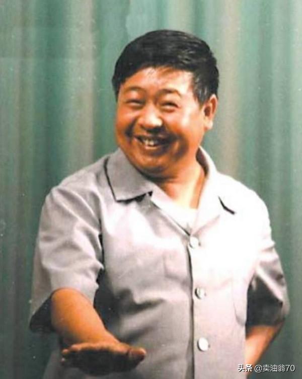 侯耀文跟马季比,谁的艺术造诣更高？