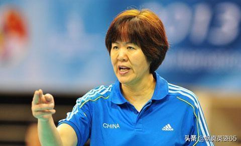 这届女排姑娘，有郎平太幸运了，对吗？