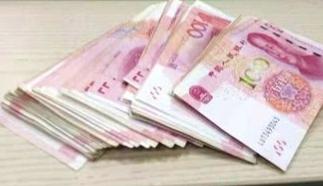 人狗奇缘2视频在线观看:乌克兰女子在红场自称是普京“妻子”被逮，是想出名吗？
