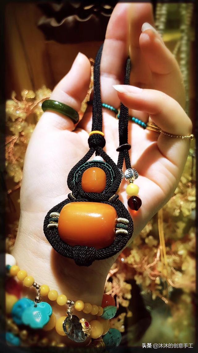 蜜蜡吊坠,克价40的蜜蜡吊坠是真品吗？