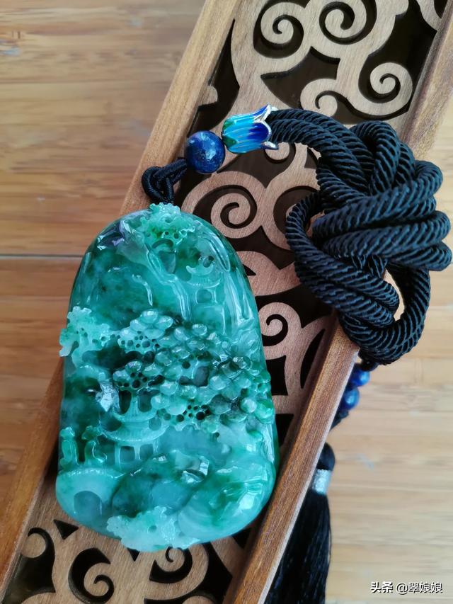 翡翠的收藏价值,翡翠的收藏价值与生升值空间是怎样的？