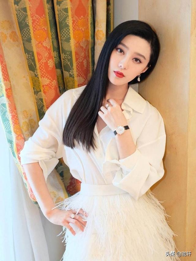 范冰冰龙袍装:李冰冰有什么代表作吗？为什么在好莱坞知名度那么高？