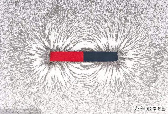 头条问答 - 磁场线不是真实存在的,但是为什么磁铁吸引铁屑形成的形状