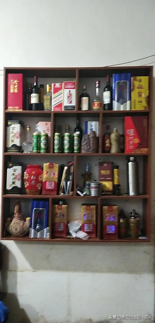 大家家里有收藏10年的酒么晒一晒啊我家里有一瓶2007年的天之蓝