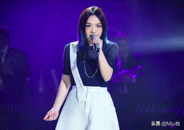 徐佳莹:如何评价徐佳莹在《歌手·当打之年》第3期演唱的《小半》？