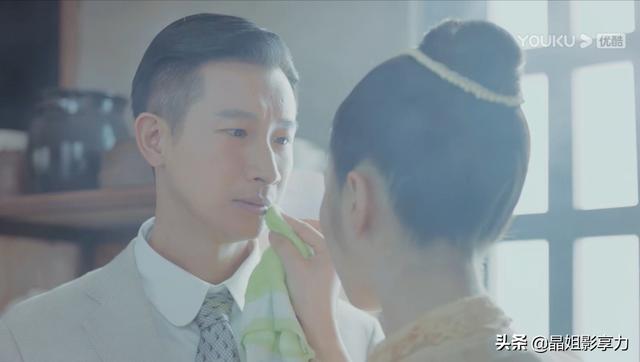 欧萱:最近一部剧小娘惹中你们最喜欢哪个演员？