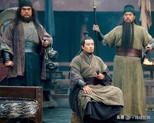 温酒斩华雄:关羽温酒斩华雄，一杯热酒变温要多久时间？大概打了多少回合？