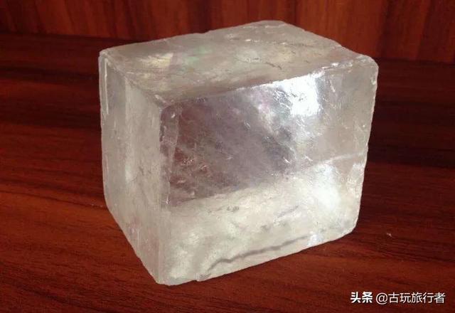 方解石粉多少钱一吨,目前方解石市场前景如何？