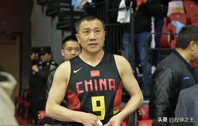 许荣茂简介:为什么许荣茂接盘李嘉诚的香港地产，他不怕亏吗？