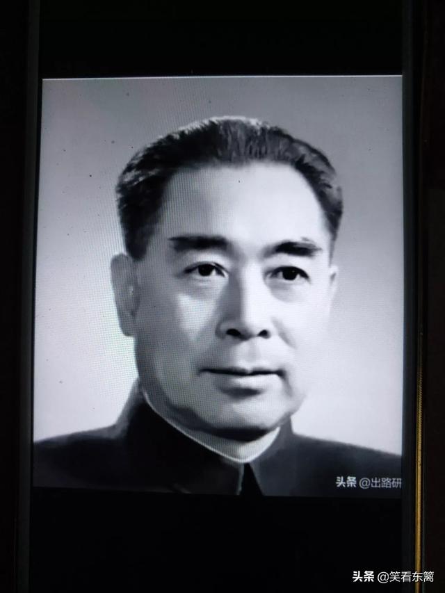 李作鹏简历:对华中科大郑强教授掀桌子事件你怎么看？