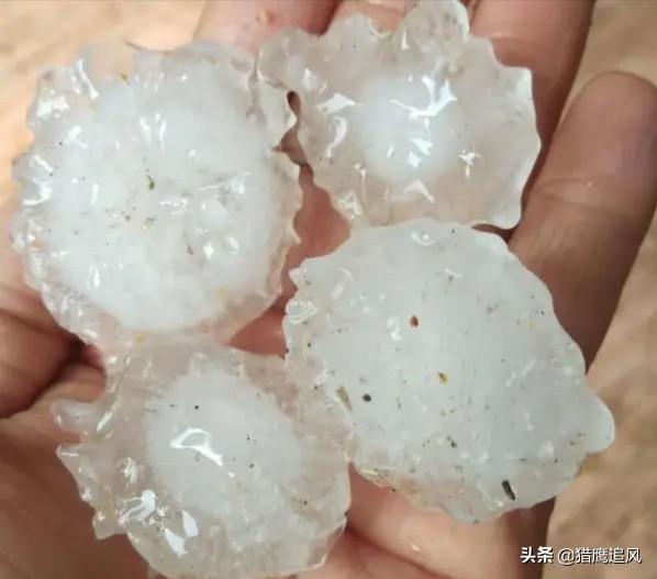 下冰雹:为什么有时候雨天会下冰雹呢
