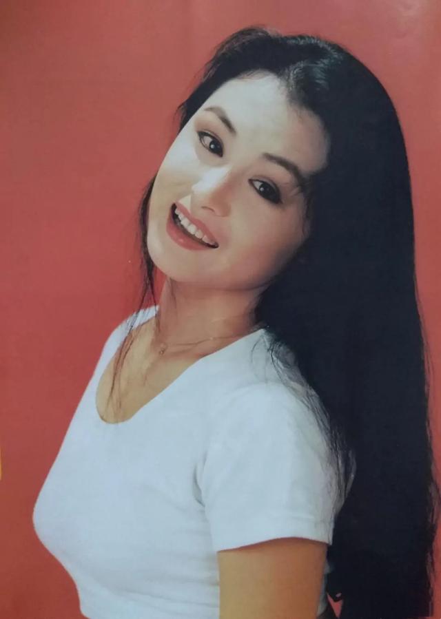 乡村爱情谢大脚扮演者于月仙车祸去世给我们怎样的思考