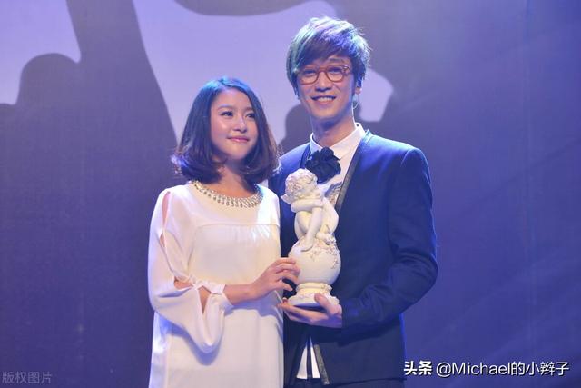 寂寞轰炸:如何评价周传雄的唱功和音乐？