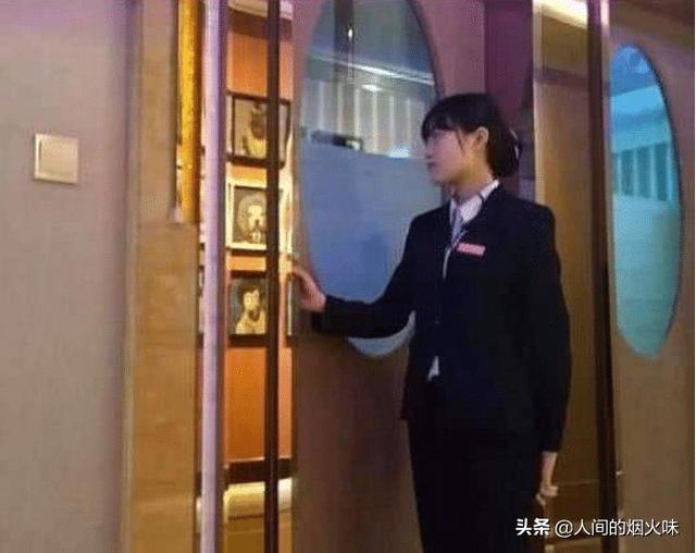 帅哥被强制榨精:当女人用什么样的态度对你时，就不需要再做挽留了