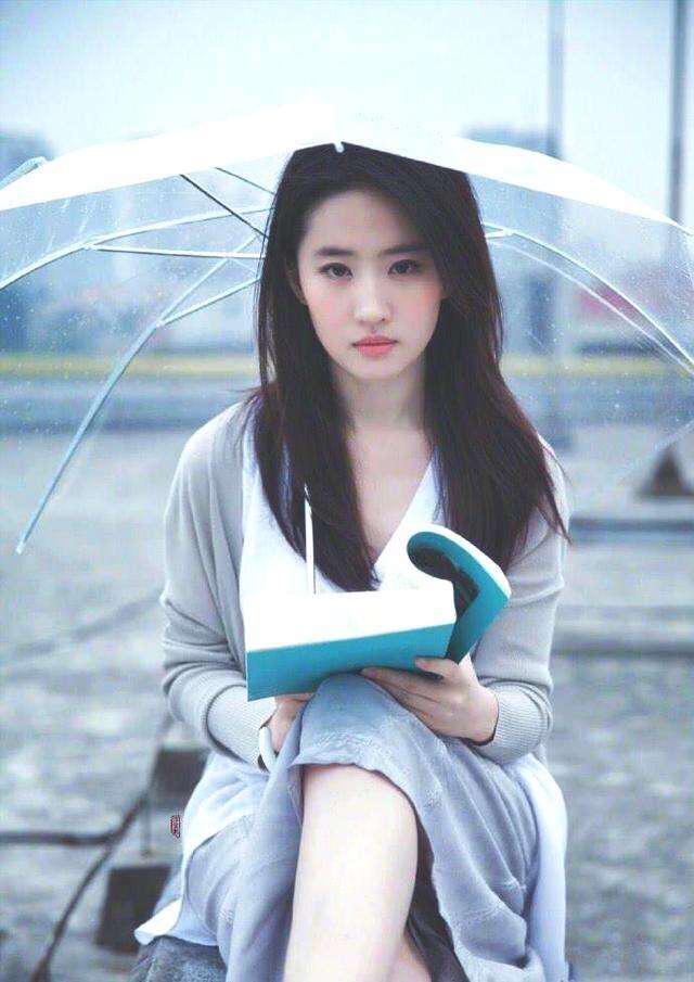 可凡倾听孙俪:为什么刘亦菲没有参加过综艺节目呢