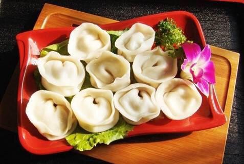 饺子是谁发明的:饺子，俗话说送行饺子接风面，你知道饺子的起源吗