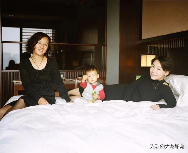 苏紫紫艺术照:人大才女选择做人体模特的王嫣芸怎么样了？