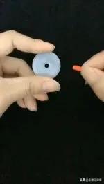 玉镯断了改什么小件,南红玉镯子碎了如何修复？玉器断了怎么办？