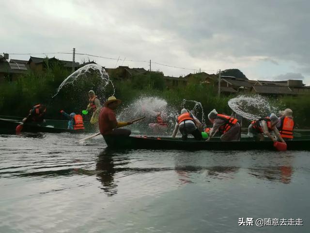 普者黑和泸沽湖哪一个更值得去呢