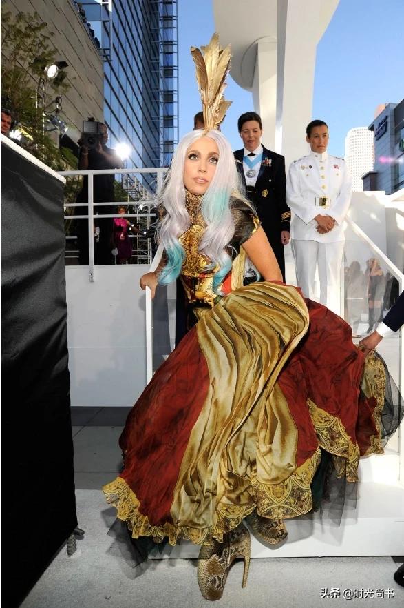 ladygaga身高:如何评价Lady Gaga的造型艺术