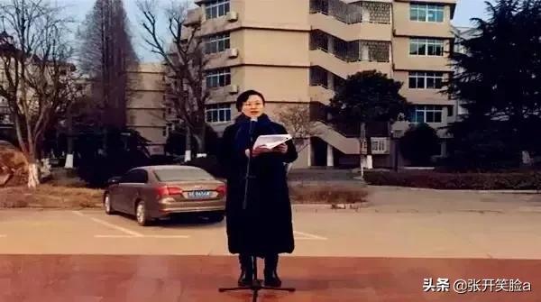 女副高可以到60退休,延长五年。那女校长也可以继续当校长吗？