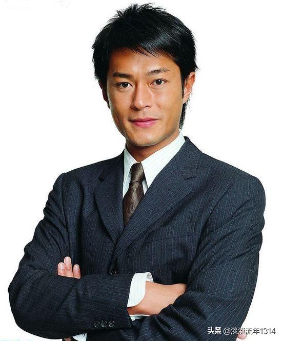 吴莫愁初恋男友曝光:初恋就碰到渣男是种什么体验呢？