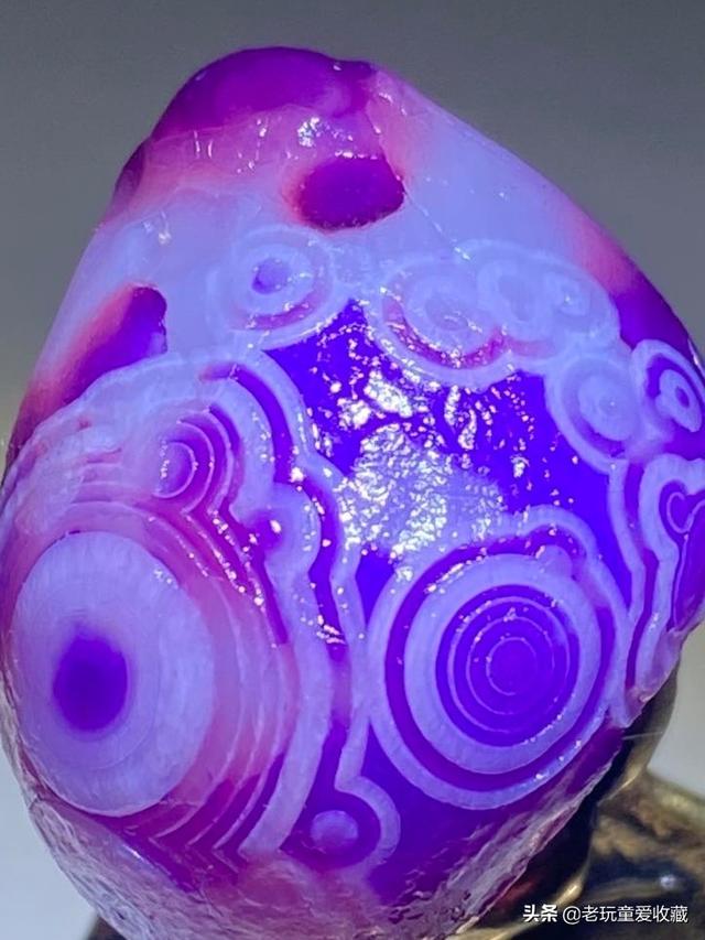 有玉的石头有啥特点,值的收藏的石头有哪些特点？