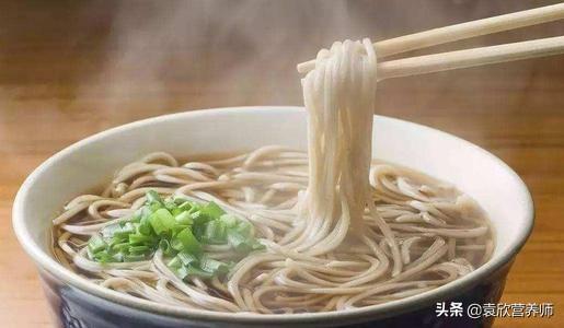 小麦面面条吃了会胖吗？减肥可以吃吗？