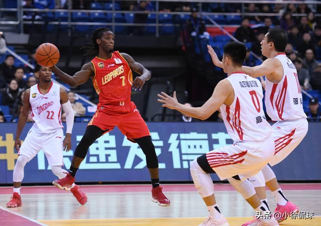 兰斯伯顿:关于春晚刘谦魔术和他个人简历