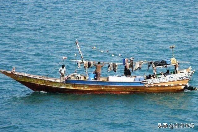 索马里海盗猖狂无比，上过中国船之后，如今为何绕着走？