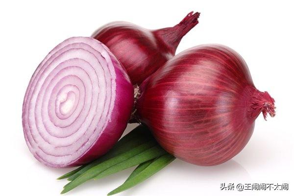 头条问答 洋葱叶片弯曲是缺什么肥料了 王闹闹不太闹的回答 0赞