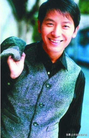 黄品源老婆:小薇、小芳、阿莲这三大村花，你会选择谁做梦中情人？