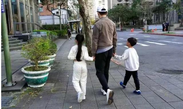 大s汪小菲近况:大s和汪小菲，你们支持谁？