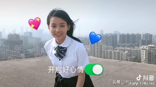 柳若馨:女演员姜妍的颜值并不是很高，她为何特招人喜爱