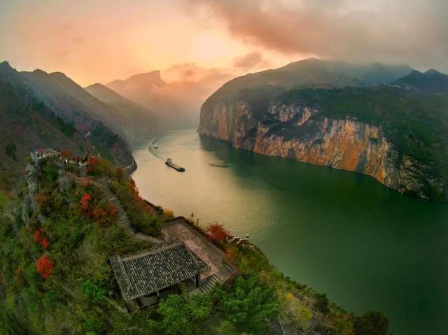 中国十大罕见自然奇观，中国十大世界级绝世美景，你去过几个