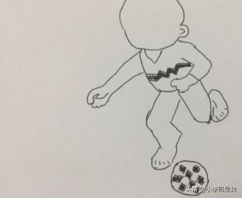 足球怎么画简笔画,简笔画踢足球男生的画法？