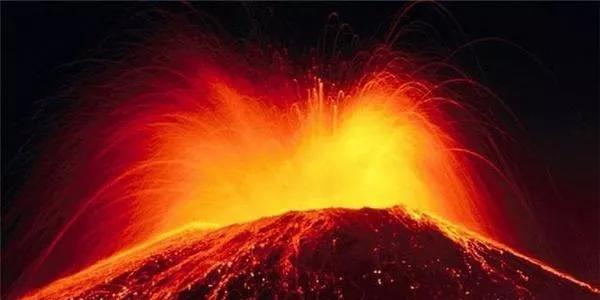 黄石公园超级火山:如美俄发生核战，俄国向美国黄石公园投弹，会引起超级火山爆发吗