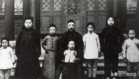 天庭微信红包群叶天笔趣阁:张作霖被日本人害死时，最小的夫人才23岁，六位夫人结局怎样？(张作霖几位夫人最后结局)