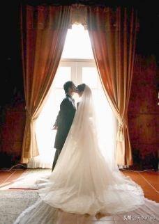 吴佳尼男才女貌:为什么有的男生长得挺一般，女朋友却很漂亮？