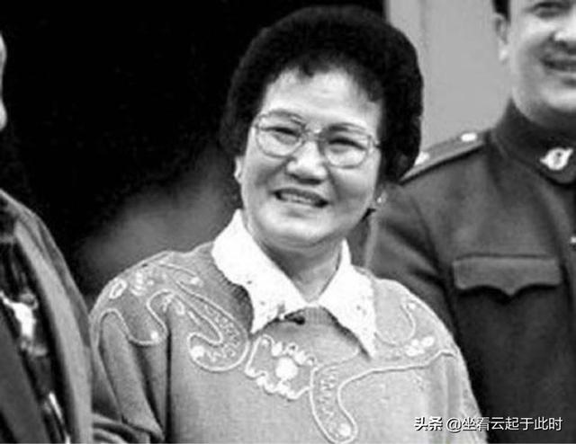 女微信名字霸气十足:有哪些年长霸气的<a href=https://maguai.com/list/42-0-0.html target=_blank class=infotextkey>影视</a><a href=https://maguai.com/list/32-0-0.html target=_blank class=infotextkey>女性</a>角色