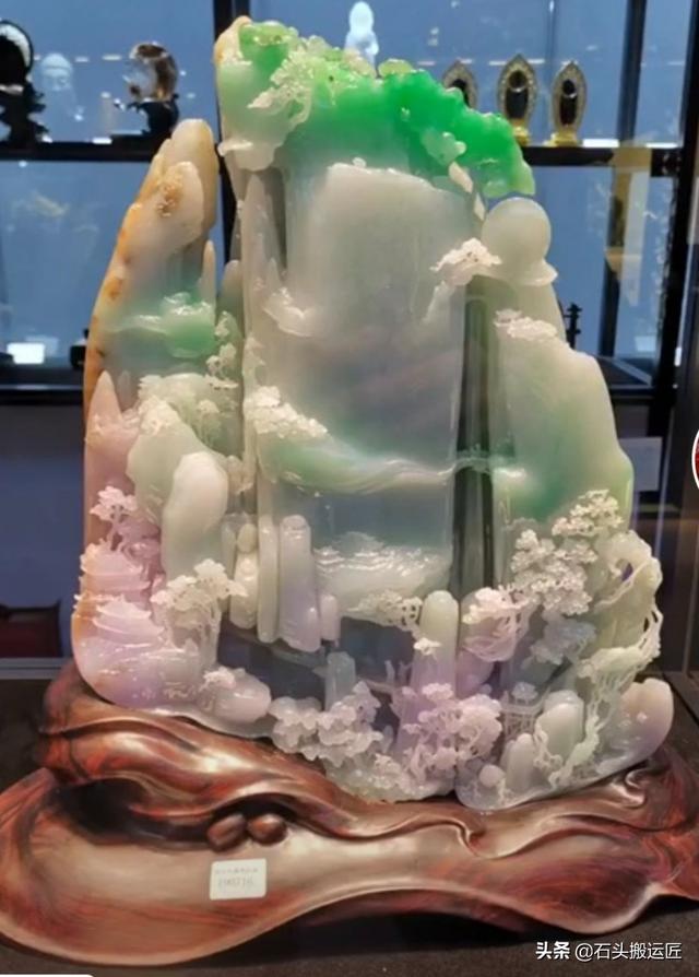 中国玉文化的心得,汉代玉器的总体风格是什么？