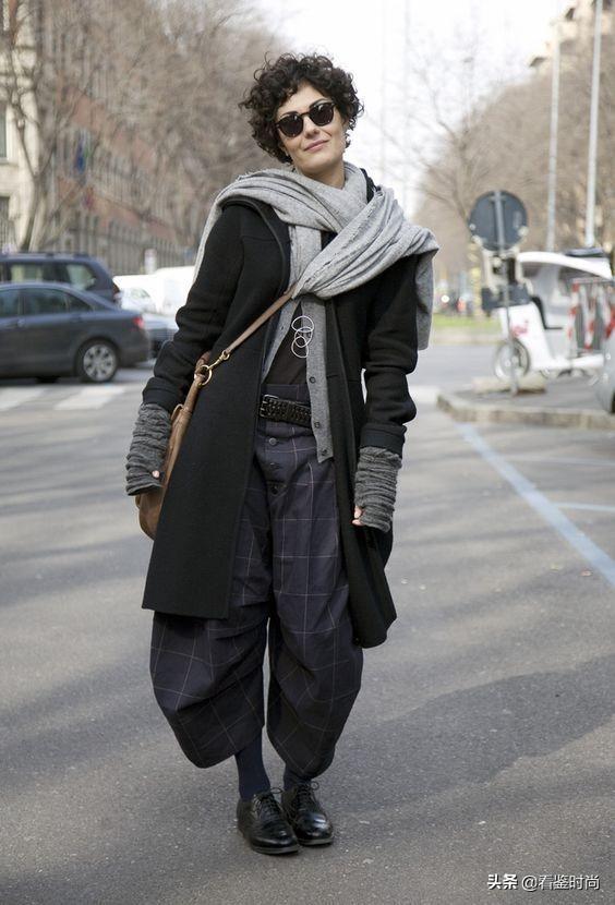 50多岁的人穿川久保玲品牌的衣服怎么样?-惠修网