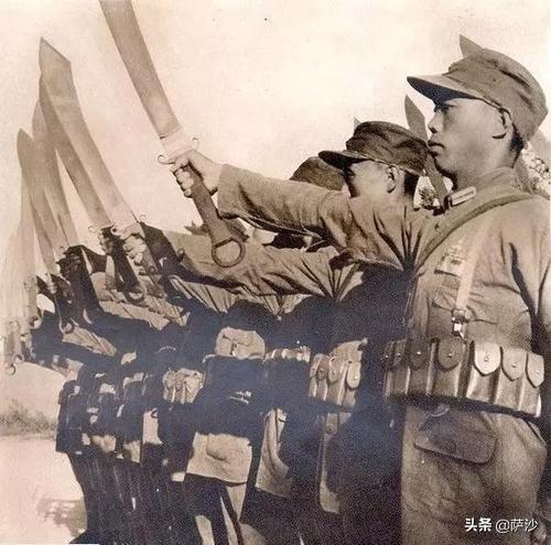 川军抗日:民国时期的镇嵩军是土匪还是抗日英雄？