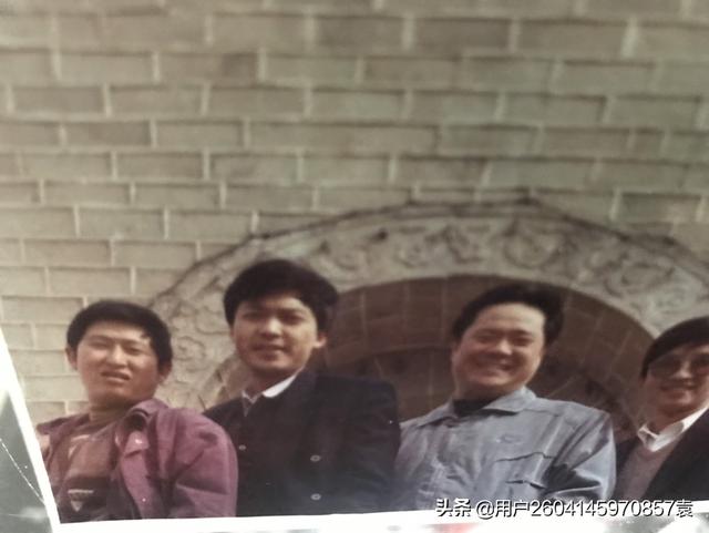 年龄和智慧会一起增长吗？为什么？