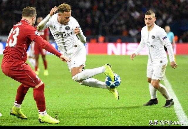 头条问答 你心目中足球场上踢法最华丽的11人阵容是怎样的 6个回答