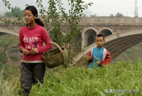 美丽的胴体:哪些拍私房照的姑娘都是怎么想的？摄影师或者摄影爱好者怎么看？