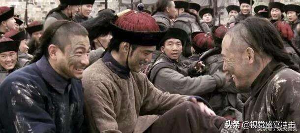 目前看国产电影导演谁的故事讲的最好？