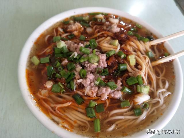 说一下你们当地都有什么特产美食？有哪些推荐？