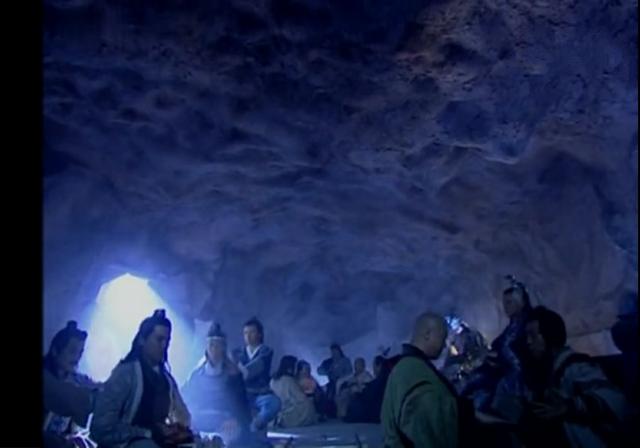 《倚天屠龙记》中殷野王中了玄冥神掌，怎么解的？