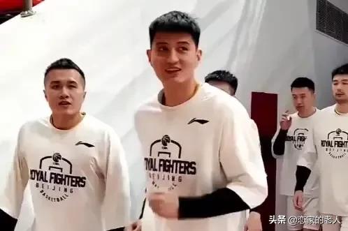 努尔兰阿不都满金:在《人民的名义》中，空降汉东省的沙瑞金书记属于什么级别？